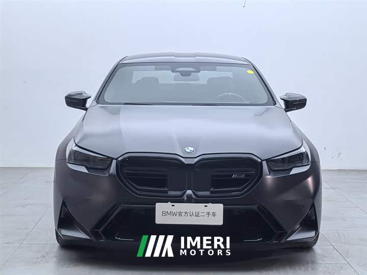 BMW M5 New Energy M5 - ავტომობილი ჩინეთიდან