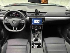 Skoda Superb TSI280 DSG Prestige - ფოტო 7