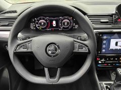 Skoda Superb TSI280 DSG Prestige - ფოტო 8