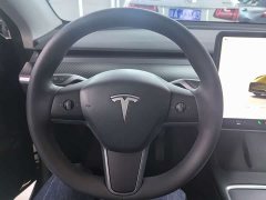 Tesla Model Y Rear-Wheel Drive - ფოტო 14