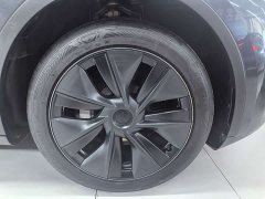 Tesla Model Y Rear-Wheel Drive - ფოტო 16