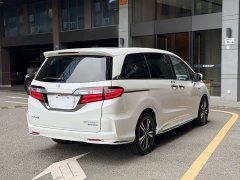 Honda Odyssey 2.0L Sharp Premium Edition - ფოტო 17