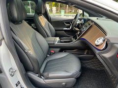Mercedes-Benz EQE 2022 350 Luxury - ფოტო 17