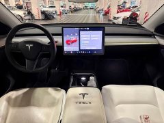 Tesla Model Y Rear-Wheel Drive - ფოტო 7