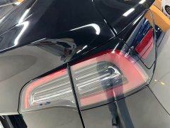 Tesla Model Y Rear-Wheel Drive - ფოტო 13
