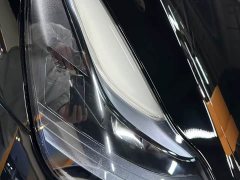 Tesla Model Y Rear-Wheel Drive - ფოტო 14