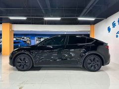 Tesla Model Y Rear-Wheel Drive - ფოტო 9