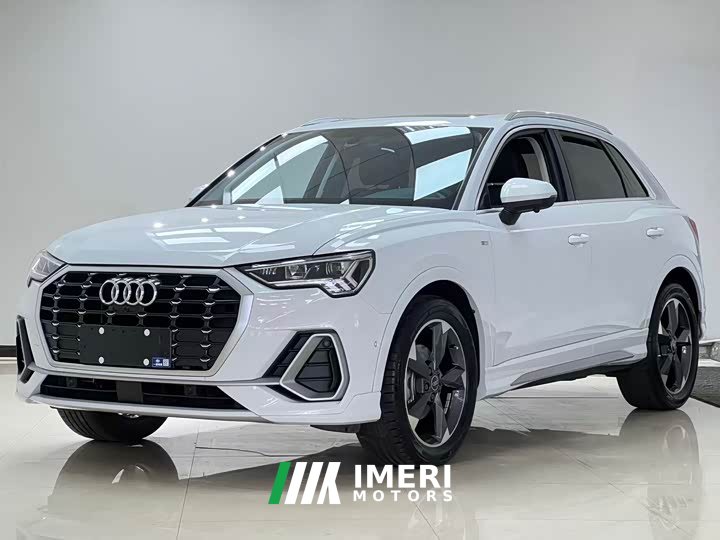 Audi Q3 35 TFSI Fashion Dynamic