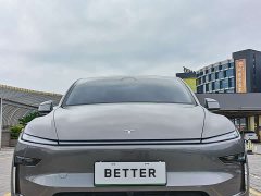 Tesla Model Y Long Range All-Wheel Drive Launch Edition - ფოტო 4