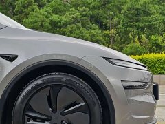 Tesla Model Y Long Range All-Wheel Drive Launch Edition - ფოტო 6
