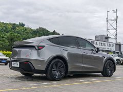 Tesla Model Y Long Range All-Wheel Drive Launch Edition - ფოტო 8
