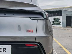Tesla Model Y Long Range All-Wheel Drive Launch Edition - ფოტო 9