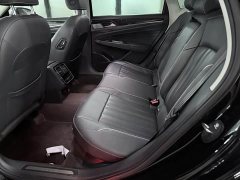 Volkswagen Passat 330TSI Elite - ფოტო 11