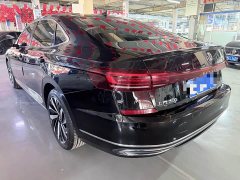Volkswagen Passat 330TSI Elite - ფოტო 18