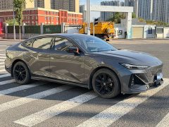 Changan UNI-V 1.5T Premium - ფოტო 3