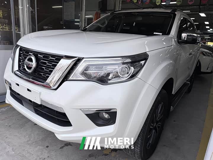 Toyota Tuouda 2020 2.5L XL Upper 4WD Automatic Four-Wheel Drive Luxury Edition - ავტომობილი ჩინეთიდან