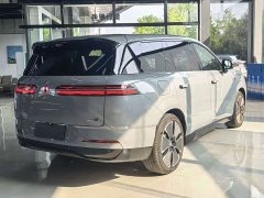 Denza BYD Denza N8L Flagship - ფოტო 14