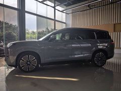 Denza BYD Denza N8L Flagship - ფოტო 3