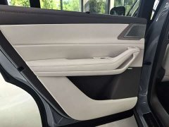 Denza BYD Denza N8L Flagship - ფოტო 7