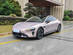 Xiaomi SU7 Rear-Wheel Drive Standard Edition - ფოტო 1