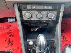 Volkswagen Jetta VS5 280TSI Automatic Gloss Comfort Edition - ფოტო 16