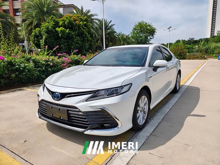 Toyota Camry Hybrid 2.5L HGVP Leading Edition - ავტომობილი ჩინეთიდან