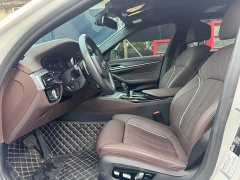 BMW 5 Series Facelift 530Li Luxury M Sport Package - ფოტო 9