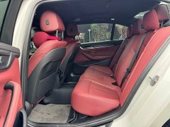 BMW 5 Series Facelift 530Li Premier M Sport Package - ფოტო 16