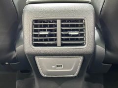 Volkswagen Jetta VS7 280TSI Automatic Comfort Edition - ფოტო 10