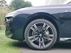 BMW i7 xDrive60L M Sport Package - ფოტო 10