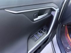 Toyota Wildland Hybrid 2.5L E-CVT FWD Luxury Plus - ფოტო 8