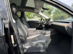 Tesla Model Y Long Range All-Wheel Drive - ფოტო 13
