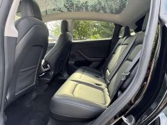 Tesla Model Y Long Range All-Wheel Drive - ფოტო 17