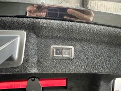 FAW Red Flag H9 2.0T Smart Connected Flagship Comfort Edition - ფოტო 9