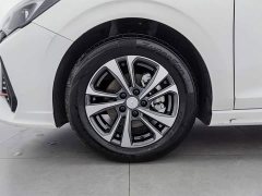 Changan Eado 2025 PLUS 1.4T Dual-Clutch High-Performance Edition - ფოტო 17