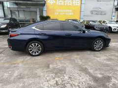 Lexus ES 2022 300h Excellence Edition - ფოტო 5