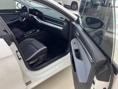 Volkswagen Lingdu L 280TSI DSG Dazzling Red Edition - ფოტო 10