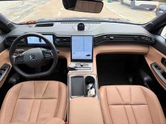 NIO ES8 2020 415KM Signature Edition Six-Seater - ფოტო 7