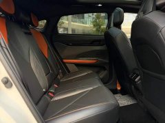 Changan UNI-V 2022 1.5T Smart Navigation Edition - ფოტო 6