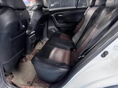 Toyota RAV4 2.0L CVT FWD Fashion Edition - ფოტო 13