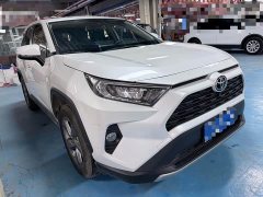 Toyota RAV4 2.0L CVT FWD Fashion Edition - ფოტო 3