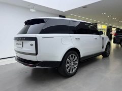 Land Rover Range Rover 3.0 L6 400PS Prestige Seven-Seat Extended Wheelbase - ფოტო 3