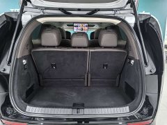 Li Auto Li Xiang MEGA Ultra - ფოტო 10