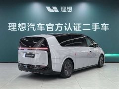 Li Auto Li Xiang MEGA Ultra - ფოტო 15