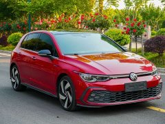 Volkswagen Golf GTI 2021 380TSI DSG GTI - ფოტო 2