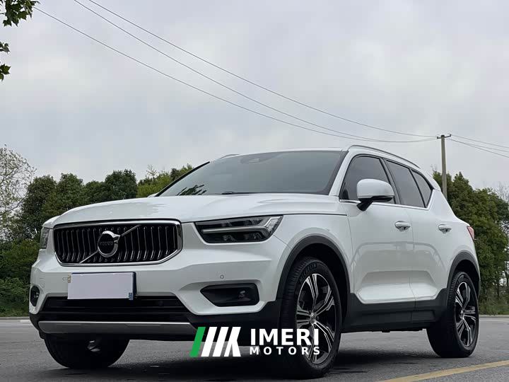 Volvo XC40 T4 AWD Smart Remote Sport Edition