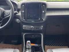 Volvo XC40 T4 AWD Smart Remote Sport Edition - ფოტო 13