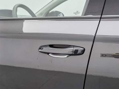 Volkswagen Touareg 2023 300TSI Two-Wheel Drive Crescent Edition - ფოტო 18