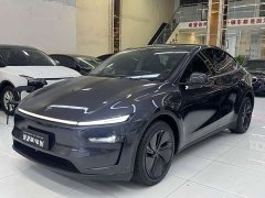 Tesla Model Y Rear-Wheel Drive - ფოტო 1