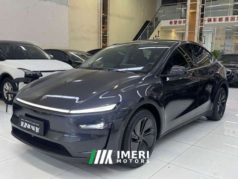 2025 Tesla Model Y Rear-Wheel Drive